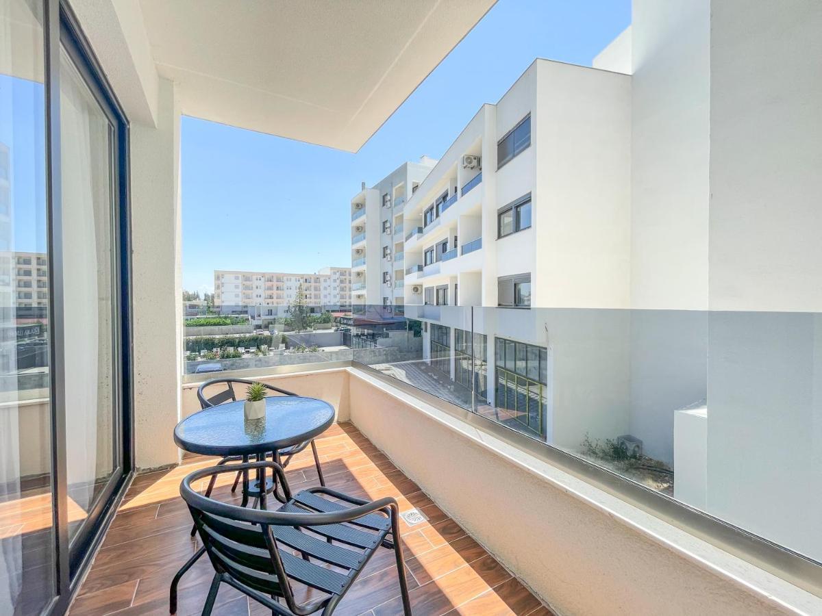 Xelent Hotel Ulcinj Exterior photo
